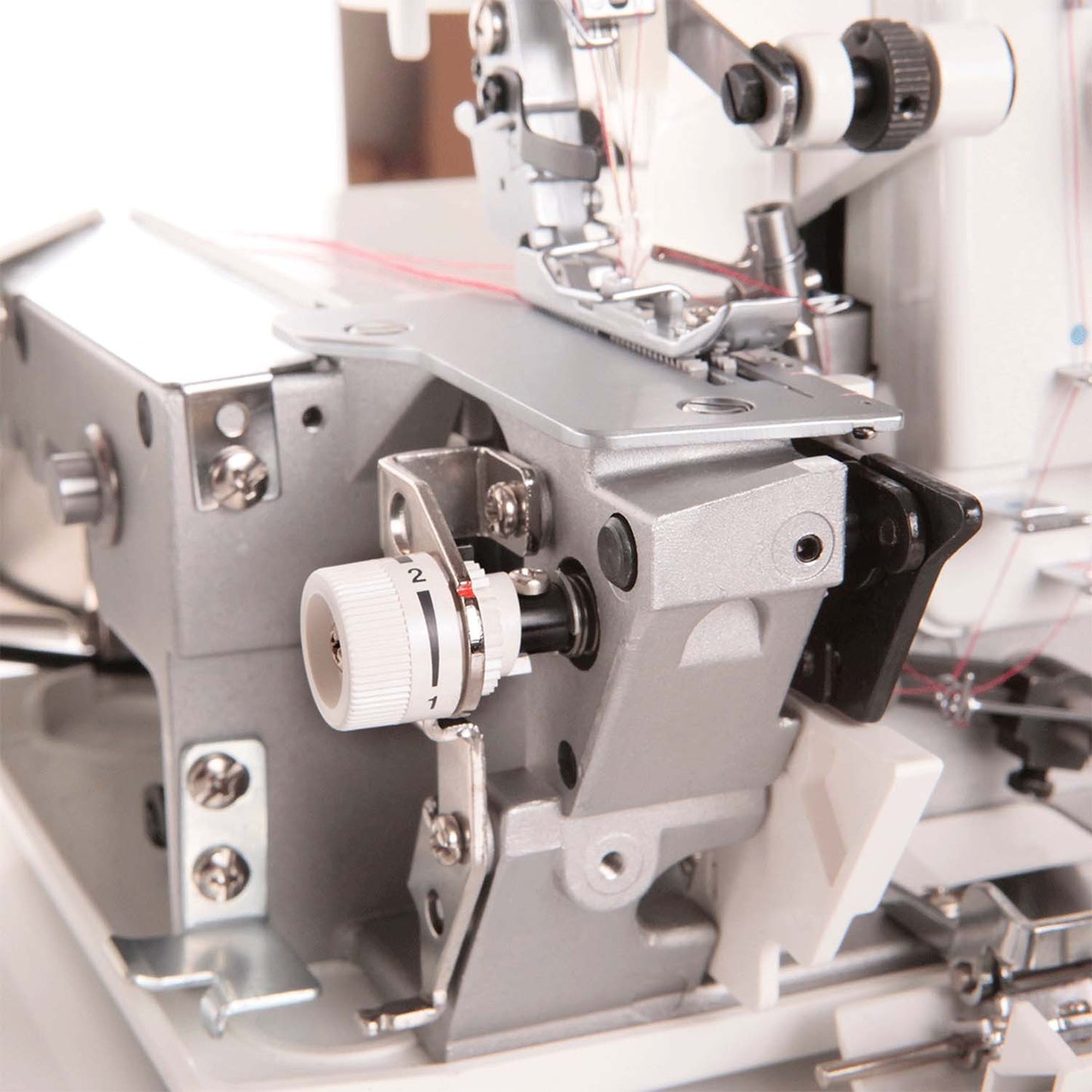 MO-654DE 2/3/4 Thread Overlock with Differential Feed and Rolled Hem